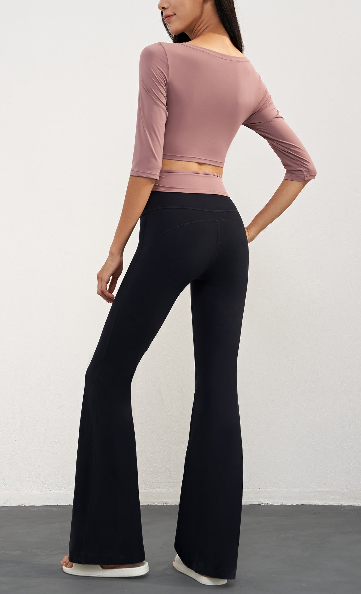 Armour Yoga Crop Top