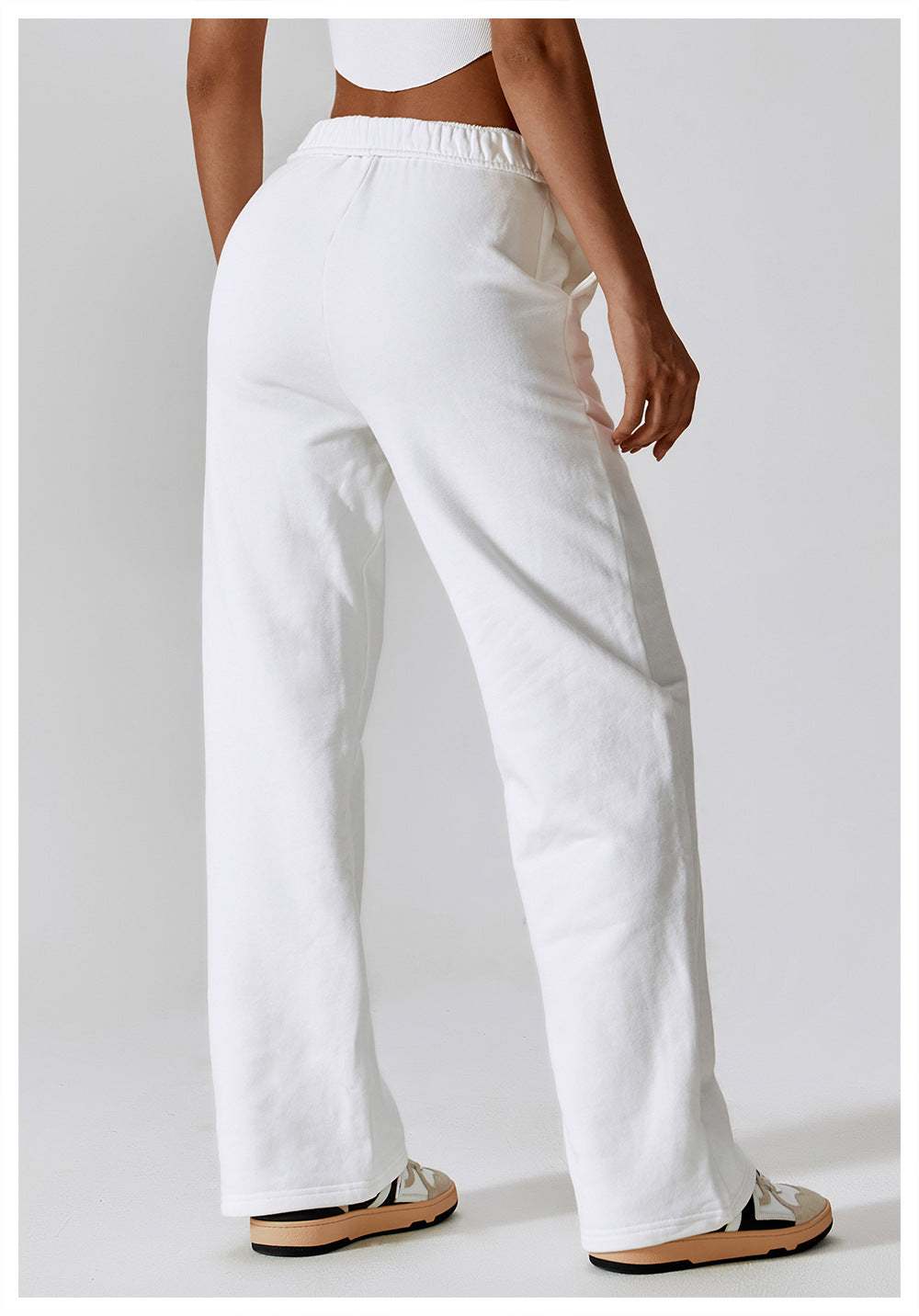 Endure Mid-Rise Loose Sweatpants