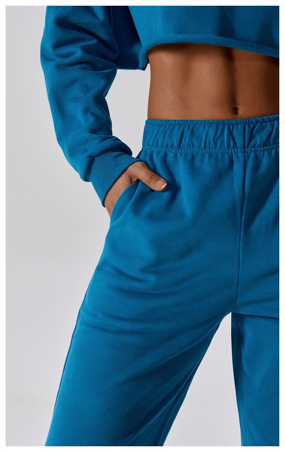 Endure Mid-Rise Loose Sweatpants