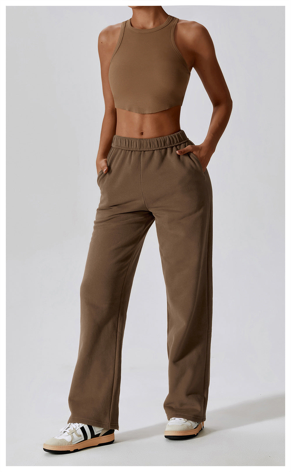 Endure Mid-Rise Loose Sweatpants