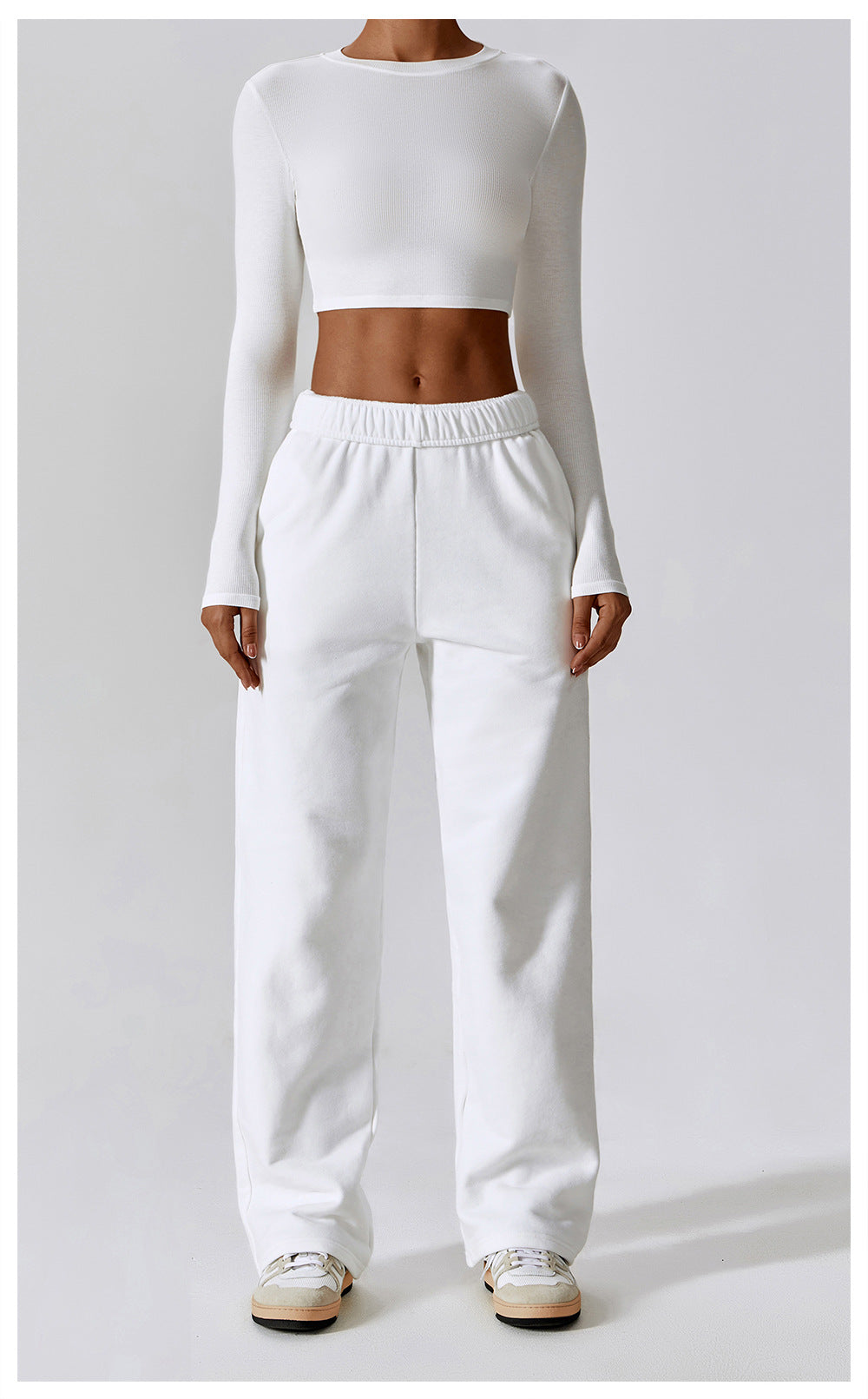 Endure Mid-Rise Loose Sweatpants