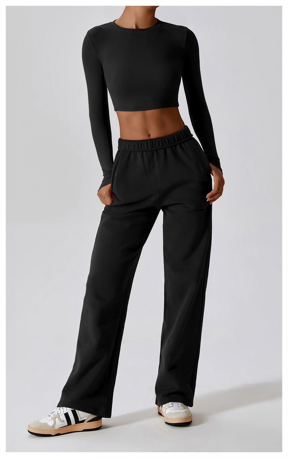 Endure Mid-Rise Loose Sweatpants